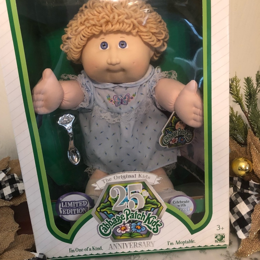 25 Th anniversary cabbage patch kids